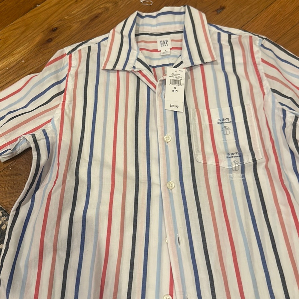 Boys short sleeve button down multicolored shirt